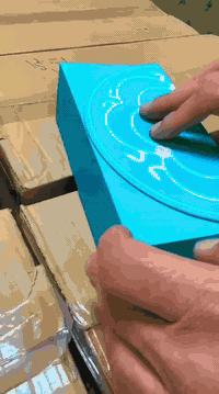 عندي عطور قصه كوالتي عالي ابيعها جملة ب 50$ للقطعة  تكدر تتاكد من العطر بمقارنته ويه اي عطر يشبهه  وايضا عليه كود بوتيكات الكويتيه
الشراي تواصل ويايه خاص او على رقمي

***********
