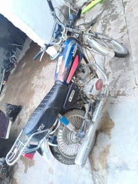 للبيع مستعجل كلا شغال قفل 250للتواصل 07728420016