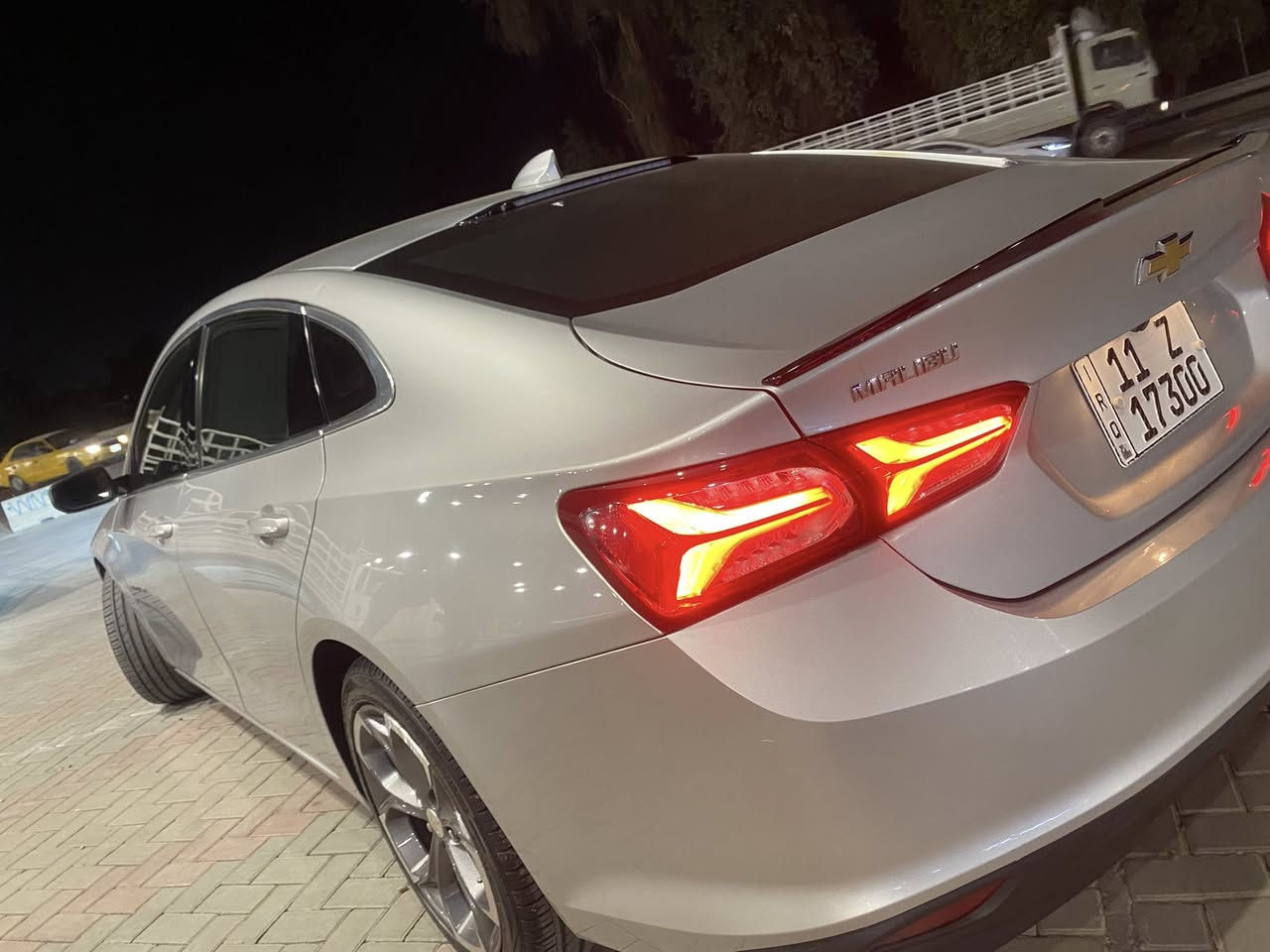 سلام عليكم
شوفرليت ماليبو 
موديل 2022 LT السعر 133 وبيه مجال للشراي
تتدفئه كشنات كشن كهرباء 
سياره ماشية 24 سياره اخت الزيرو  لاطعجات لا شخوط جاهزة لخير من كلشي 
سيارة جاهزة وبلادية الحادث طرف البنيد وشوية بل باب العبري بس  رقم بغداد بسمي  واي استفسار حاضر ***********
