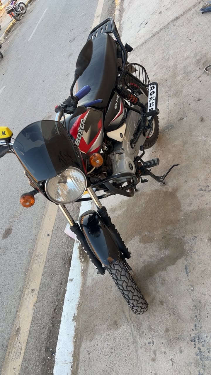 بوكسر للبيع مديل 21 كفاله عامه 
مابيهه اي نقص نكره سلف بأي وقت 
مكان ديالى كنعان شراي تعال خاص


**إذا كنت صاحب هذا الإعلان وتريد حذفه لأي سبب، رجاءا أرسل رسالة إلى الدعم الفني**