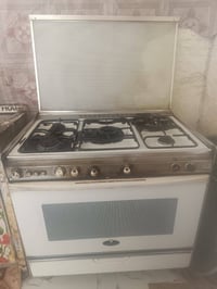 طباخ غاز • كاونتر مطبخ • ثلاجة تجميد • اغراض منزلية • ادوات منزلية • ا...