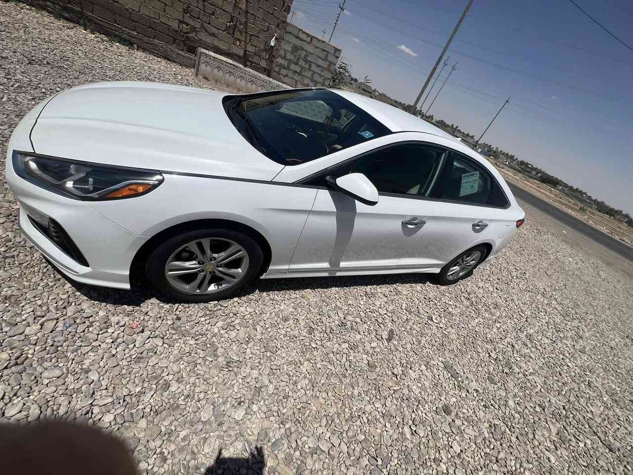 سوناتا 2018 أمريكي محرك 2400سياره كلين بدون ضرر ماشيه 90 م رقم بغداد سنويه 2031 هزه جديده سياره نضيف متواجد على رقم فقط *********** …..سعر 140 $ وبيه مجال …

