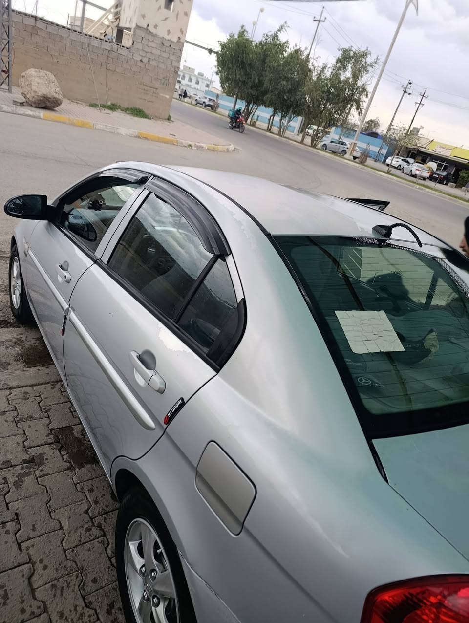 للبيع اكسنت موديل2009بيه 3قطع بدون دواخل السعر73و بي مجال العنوان كركوك للاستفسار ***********
