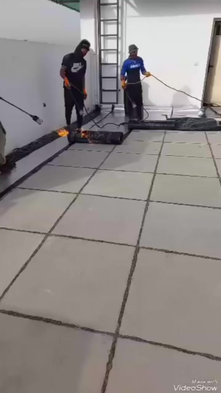 #ضمان10سنة_وجودة_العمل_اقرء_للفائدة  
#المتر_كرسته_وعمل #ناصريه عماره موصل بصره
باقي المحافضات)( ***********
#كادر متنقل كافه المحافظات_لخدمه_الجميع
#شركة ابو محمد السلطاني لتغليف السطوح بماده الايزوكام الايراني ولتركي 
سطوح منازل
مساجد
بنايات حكوميه
مدارس
ماده الاوزكام الايراني
سمك الماده ٦ملم درجه اوله
سمك الماده ٥ ملم درجة اوله
...................................................
ماده الاوزكام تتكون من عده طبقات
١.طبقه الكيريه ( جيريه)
٢طبقه ألياف صناعيه
٣ طبقه مانع الرطوبه
٤ طبقه عاكس الحراره
٥ طبقه ألياف السطحيه لونيه ملساء
*******************************
الاوزكام يعكس الحراره نسبه 80 ٪ عن بيتك يحميك عن الرطوبه مياه الأمطار بنسبه 100٪100 يتحمل كل الضروف
المناخيه بكل قسوتها الحراره والبروده
تعمل ماده الاوزكام على الأماكن الاتيه
١ تعمل علئ الصب والصبه المزفت
٢تعمل على السندويج بنل والجينكو
٣تعمل على الجدران الخارجيه والمنازل والبنايات
٤تعمل على الكاشي والفرشي والاشتايكر
٥تعمل على ارضياه والمسابح وجذرانها
&&&&&&&&&&&&&&&&&&&&
وتغنيك هذا الماده عن استخدام الطرق القديمه في البناء الثقيل والمكلفه مثل التراب والنايلون والفلين والزفت والطين الخ
@@@@@@@@@@@

الاستفسار يرجى الاتصال على الأرقام الاتيه   ***********
&&&&&&$&&&&&&&&&
لسنا الوحيدون لكننا الأفضل
تعمل كوادرنا من الشمال إلى الجنوب ملاحظه مهمه شغنه علمتر مال الروله مو السطح
