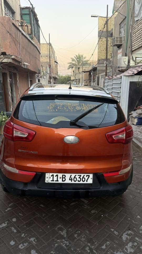 سبورتج موديل 13 خليجي مكفولة من كلشي
فول مواصفات 1/1
مواصفات 
بصمة 
بانوراما مري شفط 
كل المواصفات بيها اعلى فئة معروضة 155 ورقة 
بأسمي السيارة 
مكان بغداد مدينة الصدر 
***********
