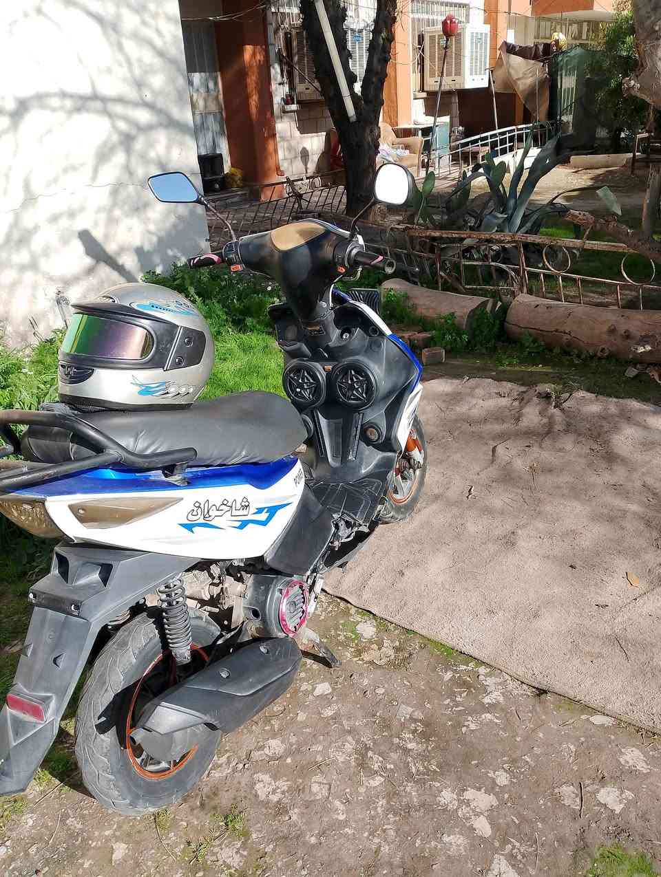 دراجه 2020 ماكس مضلع شاخوان السعر 275 وبيها مجال للطيبين
السلام عليكم اخوان دراجه ماكس مضلع شاخوان موديل2020 كهربائيات شغال فووول لايتات تشتغل ع سلف نكره سلف محركها مفول لوك نشاط فول شلعه تخبل دراجه مال جناي ورخيص تايرات جديد لوك صالنصه جيب مصلح وتعال افحص  مكاني كركوك منطقه الماس رقمي *********** بي واتساب ورقم مفتوح والسعر 275 وبيها مجال للطيبين
