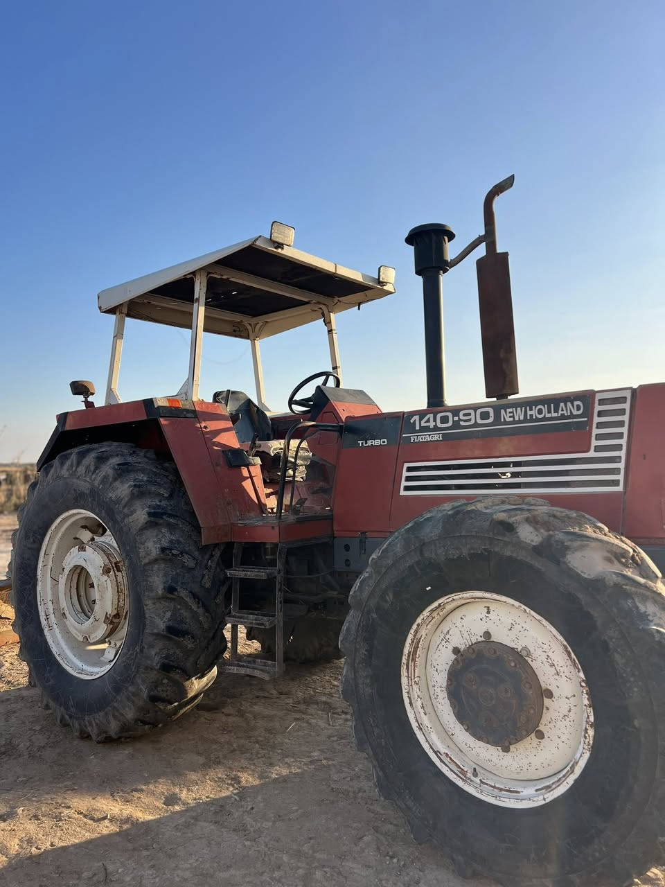 البيع مكينه فيات 140
كير واكسن شركه 
محرك مكفول 
الاستفسار *********** الرقم بيه واتساب حسين الدلفي. شرهان ابوسجى
