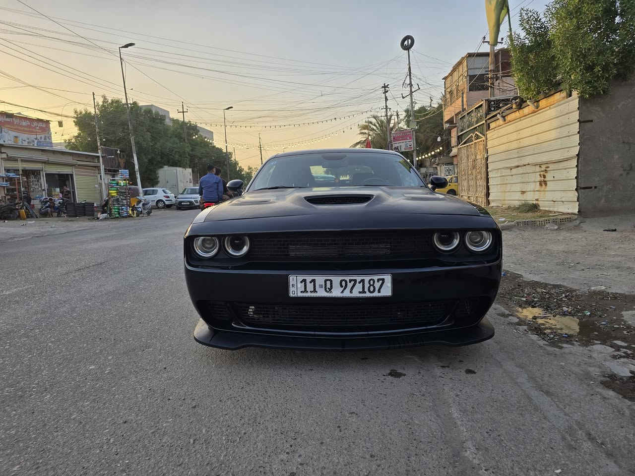 السلام عليكم شلونكم اخوان 
جالنجر 2023 لاست كال رقم بغداد مكينة ٦ ماشيه ١٧ ميل وابد ما شايفه البانزين العادي من طبت لهسه والسياره  بلادية بدون برمجة بدون اي تعيدلات على وضعها البلادي وكشرها حيل حيل نظيف و السياره بيها بس الحادث مال امريكا ماكو اي حادث بالعراق 
مكاني بغداد وسعرها 205 وبيها مجال حق الجيه
وأي تفاصيل ثانيه خابر وتأمر
***********
