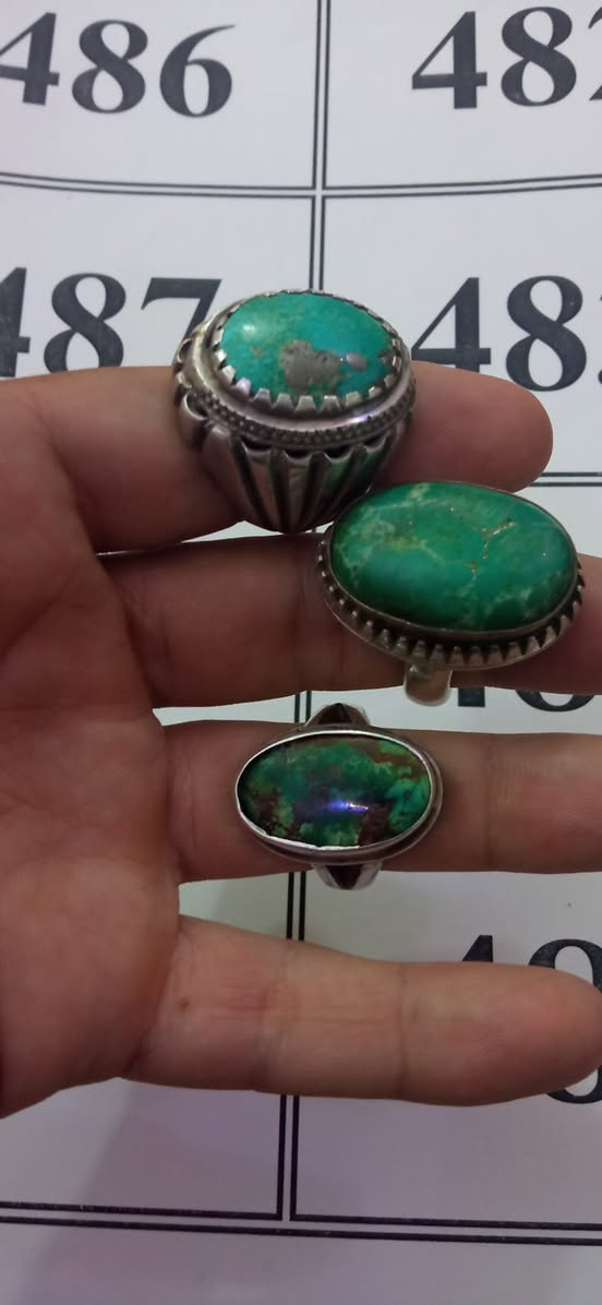 تبارك الله 
يعلن مكتب ياقوته خبير الأحجار ول الابراج وصول بضاعه جديده 
جمله مفرد 
حسب برجك 
مطلوب اسمك تاريخ الشهر السنه 
الجواب بعد الحجز 
فقط شرح مفصل 
البضاعه كول من فيروز جزع عقيق عقيق سنامل الجمل يماني دلوه يمانيه عقيق تفاحي عطف خام 
خرز الجزع 
الابراج بعض منها 
برج الحمل 
برج الحوت 
برج الثور 
برج الدلو
برج الميزان
برج العذراء 
برج الجوزاء
برج العقرب 
برج الأسد 
باقي تفاصيل خاص أي من الابراج يكون الحجز يوجد كافت الفصوص العلاجيه ول الروحانيه
يوجد توصيل كافت دول العالم والعراق 
وتساب مكتب الأخبير النساء فقط 
***********
للرجال ***********
يكون الجواب علمي فقط 
أنواع الأحجار 
روحاني 
علاجي 
حجر مبارك 
باقي تفاصيل خاص
