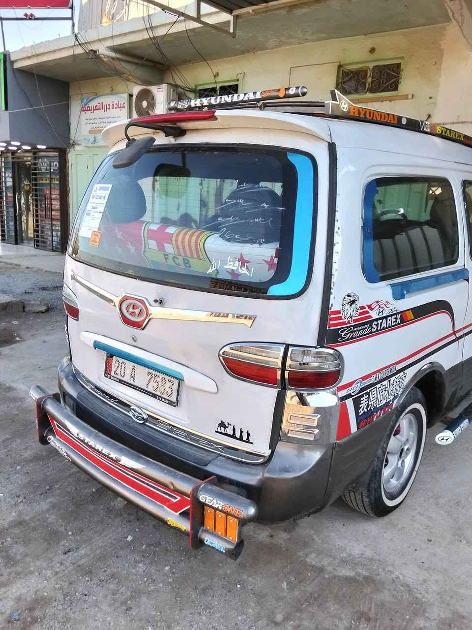 السلام عليكم ستاركس 2007 اصل مكينه بعده عسحك تخم تاير كهربائية حداديه داخل دروعه  سيبايه سياره جديده المكان ديالى الخالص شراي اتصل *********** السعر 82
