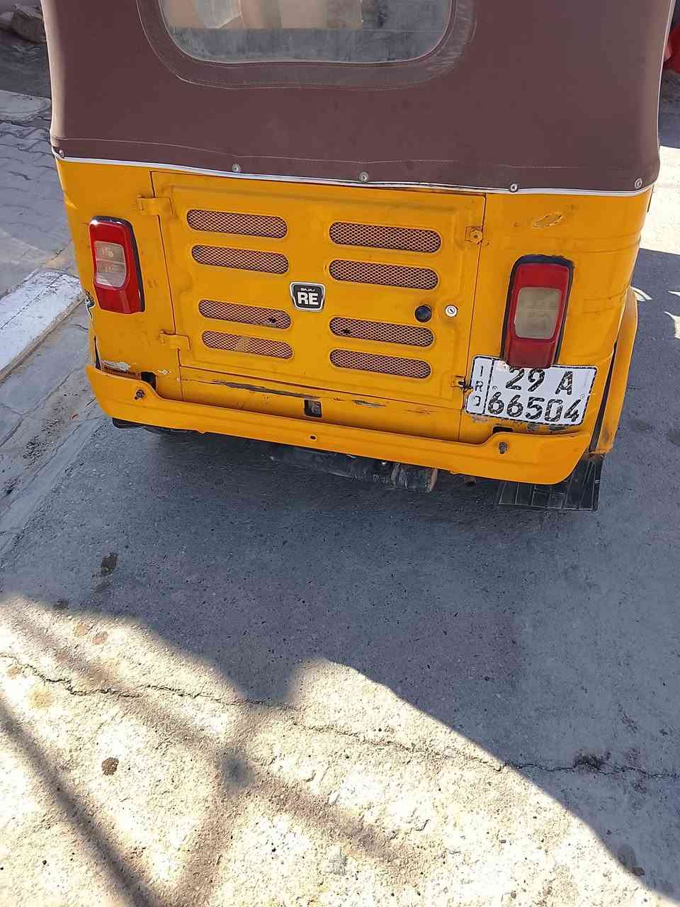 السلام عليكم تك تك البيع موديل 2019شهر 9 مكان واسط قضاء الحي والشراي ينتصال ***********
