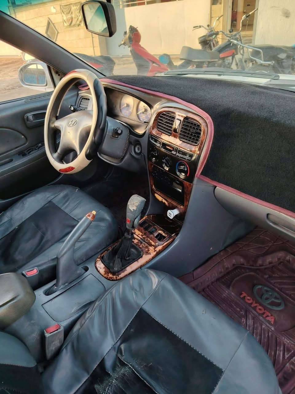 سـلام عـلـيـكـم

سـيـاره سـونـاتـه وفـود الـبـيـع او مـراوس

 كـفـالـه عـامـه السـيـاره خـيـر مـن الله

رقـم بـغـداد نـكلـيزي تـحويـل ثـانـي يـوم

السـيـاره مـكيـنـه(2000)بـيها خـيط تـبخـير  كـلش قـليـل

كـير عـادي جـديـد كـرهبـيات كـله شـغالـه تـبـريـد شـغـال

تـخم تـاير جـديـد الـسـيـاره مـصـبـوغـه جـمـالـيـه

الـسـعـر 45 وبـيه مـجال حـك الـجـيه

مـكـان الـسـيـاره واسـط قـضـاء الـصـويـره 

الـتـفاصـيـل عـلـى هـاذا الـرقـم ***********
