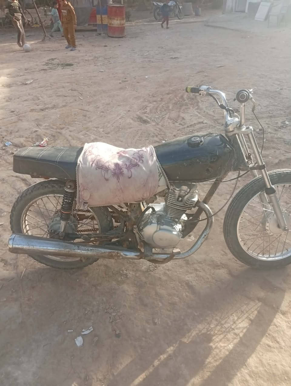 البيع كلك ١٥٠وبيه مجال ٢٣


**إذا كنت صاحب هذا الإعلان وتريد حذفه لأي سبب، رجاءا أرسل رسالة إلى الدعم الفني**