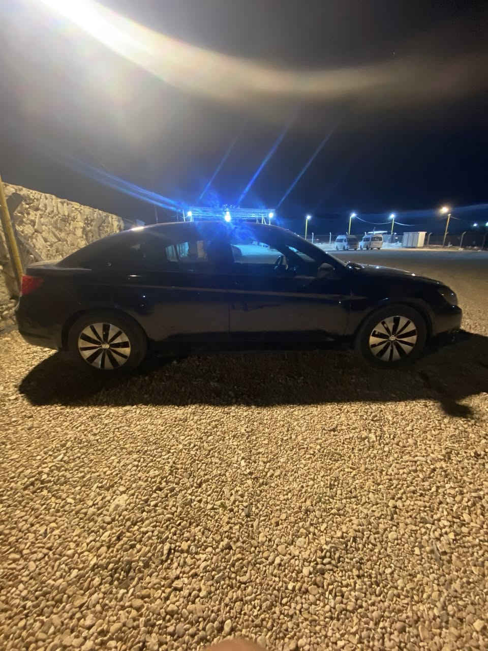 سلام عليكم

كلايسر c200. 

موديل ١٣ جاهزه للخير ماعيزه شي 

مكينه ٢٤٠٠  خير من الله كير كفاله 

تبريد وحداديه وتخم تاير خير من الله 

شاشه وكامره دواره وسستم سماعات 

تحمات جيهتين 

مانع انزلاق 

تثبيت سرعه 

مصبوغه عام اثر جراد 

وحادثه جاملغ خلفي فقط 

مداور ثاني يوم  

مكاني حله ناحيت نيل 

للبيع او مراوس 

سعر ٦٨ وبيه مجال 

***********
