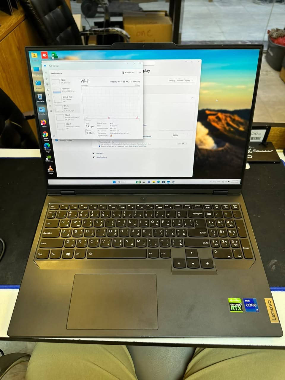 #Lenovo #legion 5 pro
Ci7 13700H
Ram 16 DDR5 
SSD 1T
Rtx 4060 8G 140w
16” 2K 240Hz


**إذا كنت صاحب هذا الإعلان وتريد حذفه لأي سبب، رجاءا أرسل رسالة إلى الدعم الفني**