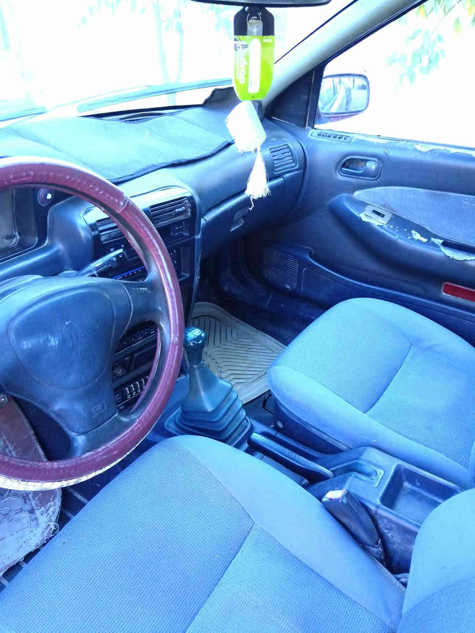 سياره سيفيه للبيع موديل 93 رقم دولي بغداد سياره نضيفه كير عادي جاهزه سياره ‏‏‪/
***********
***********‬‏
