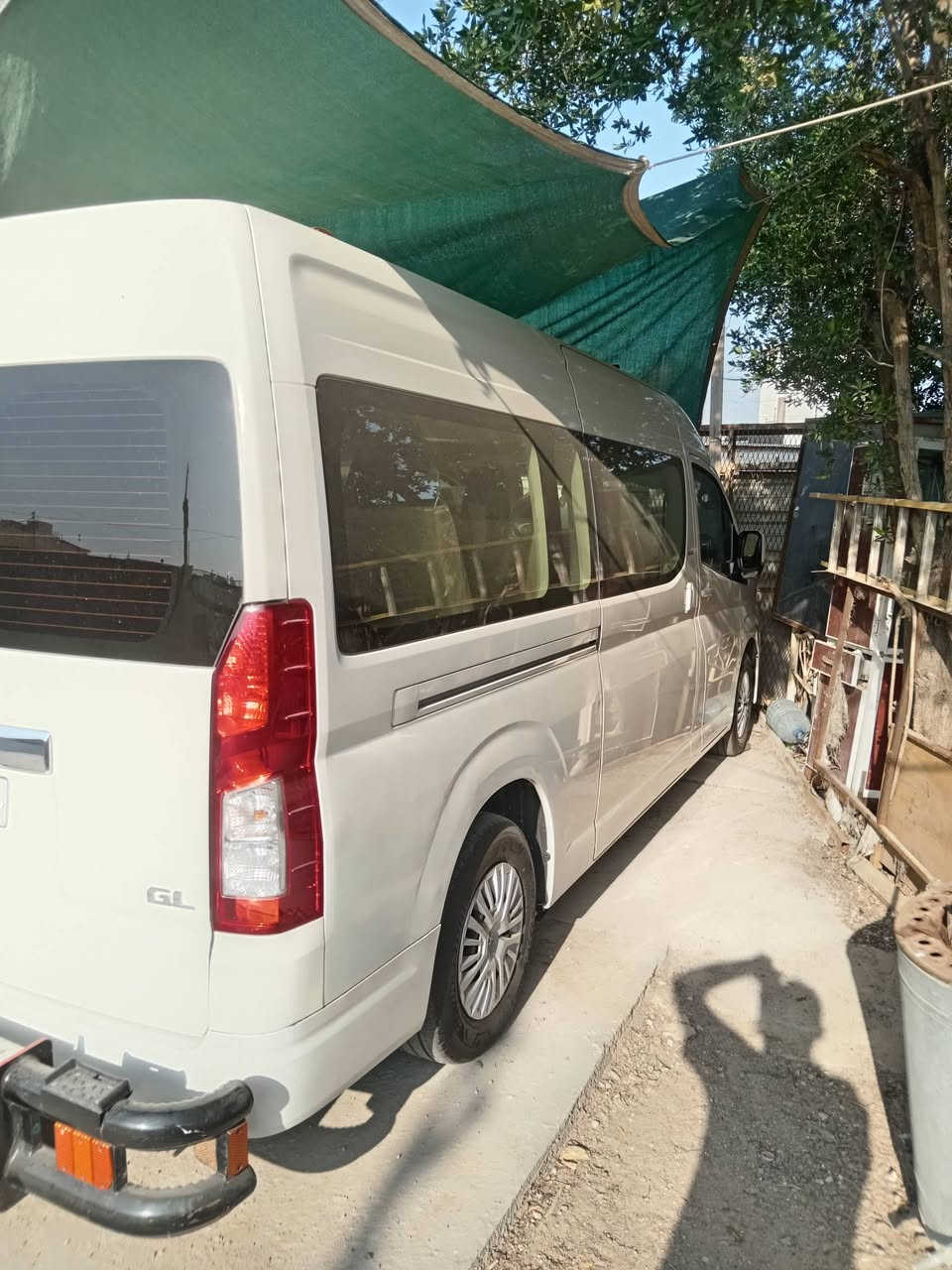 سلام عليكم ورحمة الله وبركاته
هايس كاز كازكاز فول مديل ٢٣ أربيل السياره بالبصره ماشيه ١١٨الف بارد بالجاملق الخلفي الصفحة القصيره وخشم بالجاملق الامامي للأستفسار  *********** ***********
غير متواجد ع النت
