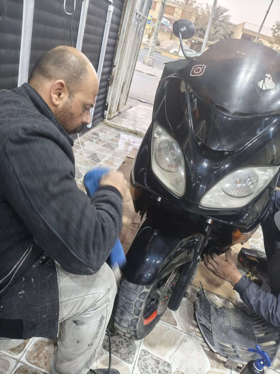 فورزه 08 كامله مكمله ربع ما تخسر عليه توي مسويله ادامه كامله بوليش كهربائيات كلشي مكمله العنوان كربلاء شهداء سيف سعد السعر 1500000.مليون ونص وبيها مجال تواصل ***********
