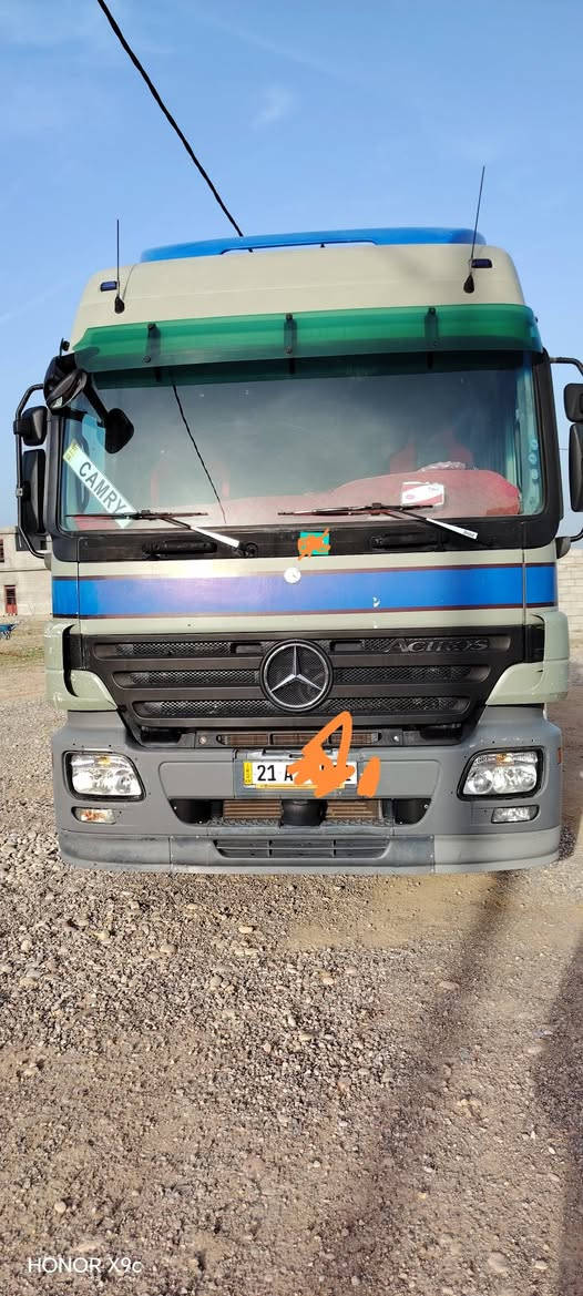 البيع موديل 2004رقم ***********
