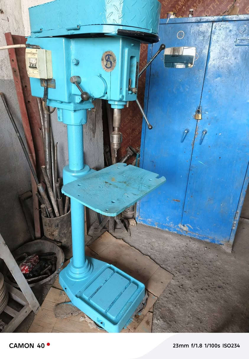 للبيع دريل ثابت ٢٥ملم ثريفيز ارتفاع ١٧٠ بحالة جيده بغداد أبو غريب/صناعة حي الرسالة/السعر٨٥٠ ألف/الاتصال على الرقم ***********
