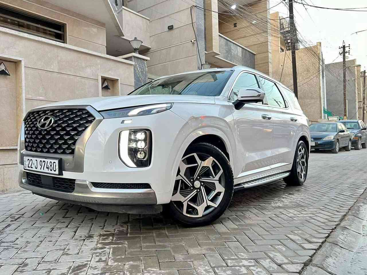 مكلف بل نشر
يالله السلام عليكم بلسايد 2022  خليجي كالكرافي فول 1/1 للاخير 
داخل ابيض جلد
كشنات كهرباء
كشنات تدفئه تبريد
مطعم صاج داخل
رادار امامي خلفي جانبي
اناره داخليه
شاشه كبيره
دشبول ليزري
قطعتين بنرامه
5 كامرات 360 درجه
درايف مود
هاند بريك بصمه
مكينه 6  3800
اناره تحت الباب
ويل كب حجم 20
شاشه تبريد منفصله 
تبريد مركزي
وبعد بيه خير من الله مواصفات سياره حلو وجديده بيه 3 قطع صبغ السونار مذكور من المندلاوي
سعر السياره 265  وبيه مجال
***********
