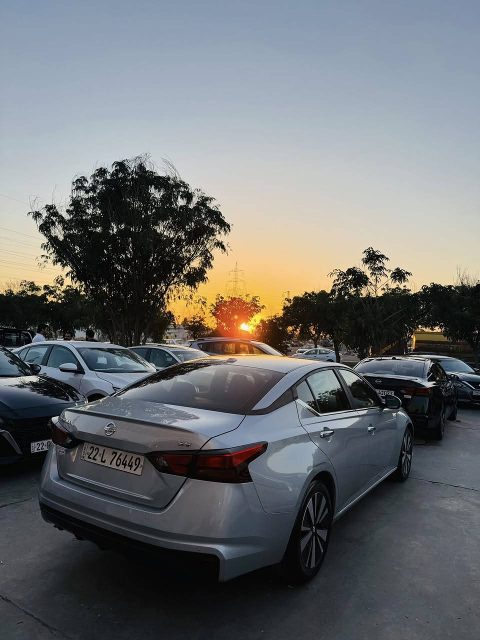 السلام وعليكم
Nissan Altima 2022 SV
بيها فقط بابين صبغ مع حالوب بسيط فقط بالسونار يطلع
رقم اربيل تحويل ثاني يوم
ماشيه ٩٠ الف
السعر ١٤٥ وبيها مجال بسيط حك الجيه
عنوان قضاء كلار

***********
