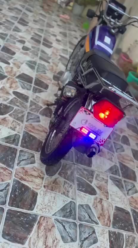 سلام عليكم
دراجه تايكر اللبيع موديل ٢٠ بي بس صوت دشالي الماطور معمر جديد كلشي ما بي اوراق مابيهه السعر 350 وبي مجال مكاني ديالئ شهربان جسر مهروت رقم صاحب الدراجه ***********
