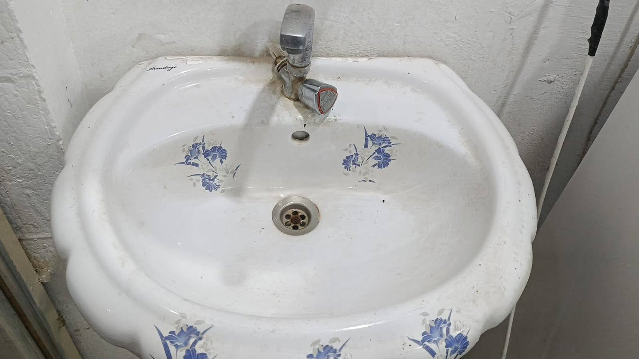 غراض للبيع شلع
الاتصال ***********
