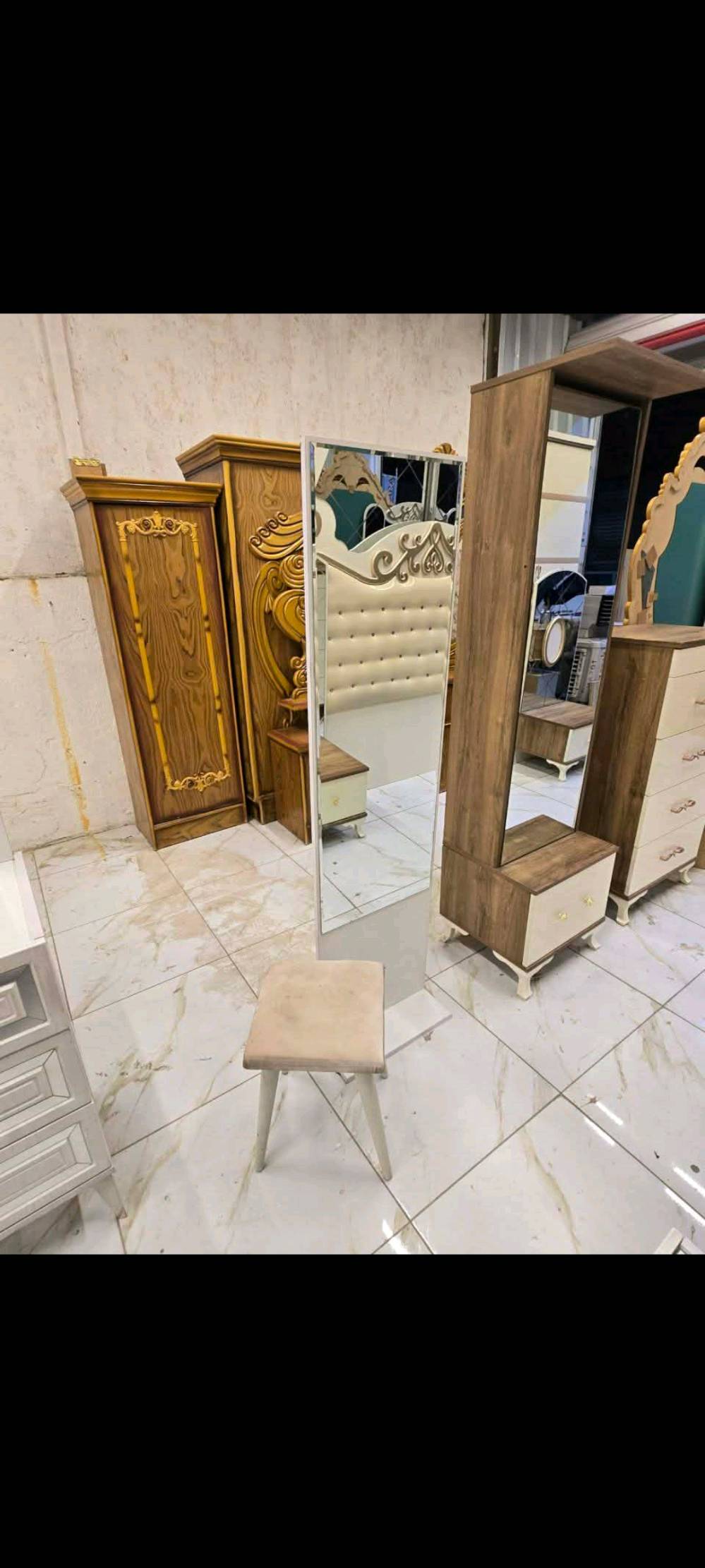 غرفة تركي ابواب اخت جديد فول نضافة 