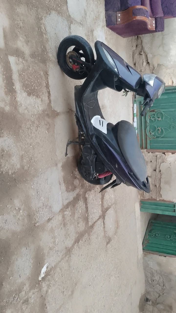 دراجه ماكس عدله كامله من كلشي سعر 550 او مراوس وبيها مجال ***********

