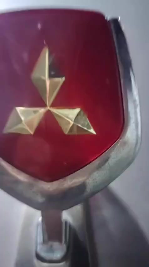 سلام عليكم  سياره باجيبرو 2006 محرك 3800 تبريد 3قطع 7راكب تخم تاير العنوان بغداد  ورقم بغداد بيع او مراوس الاتصال عله الرقم ***********
