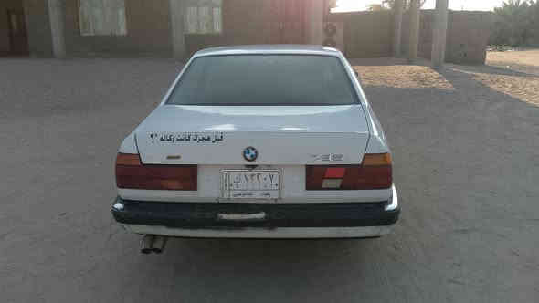 سلام عليكم شباب بيم دبليو موديل 91للبيع كير مكينه مكفولات سياره بيه بس باب بي ظربه تواصل ***********شرط تحويل محرك مفتوح 735
