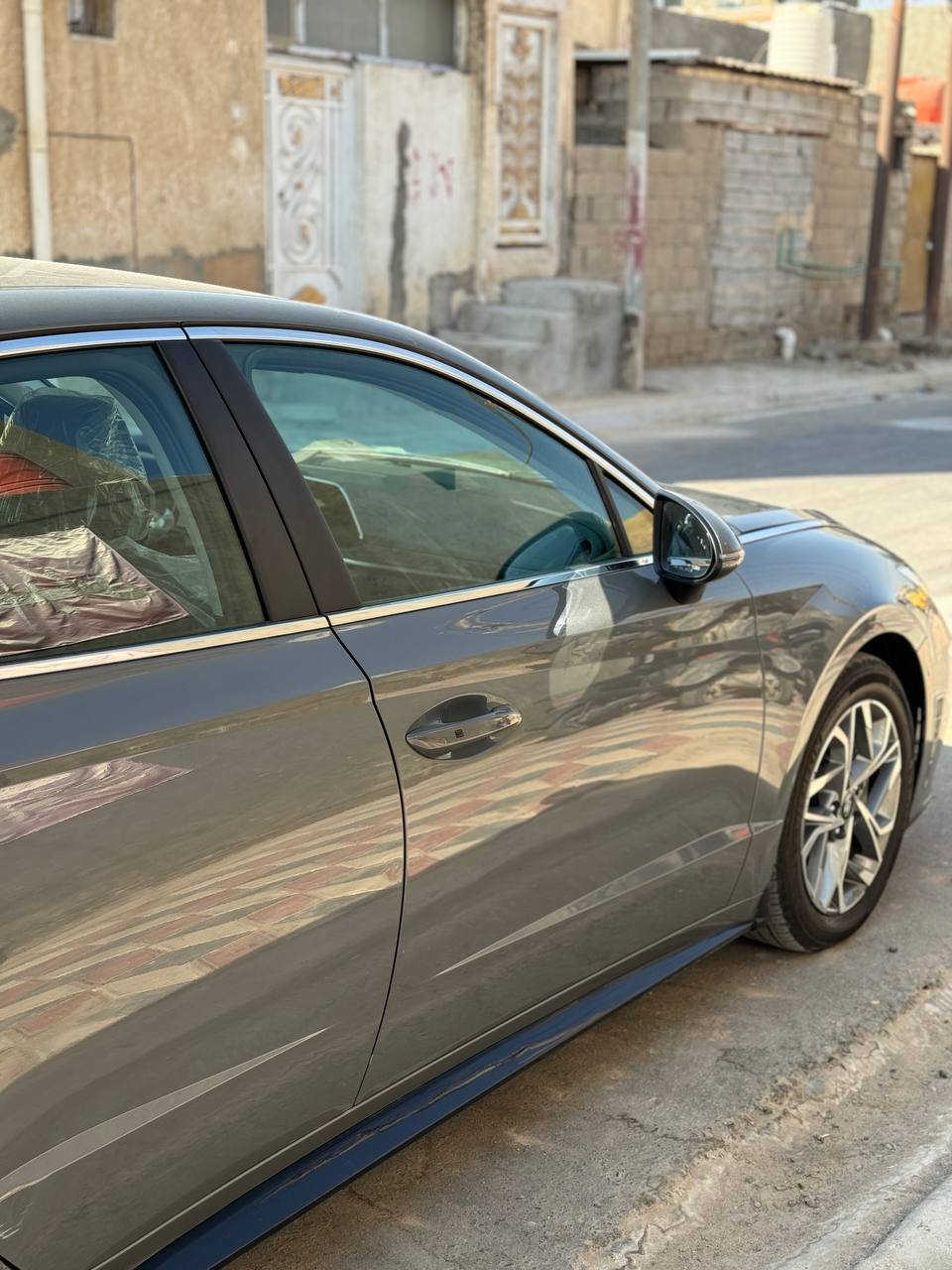 السلام عليكم
سوناتا ٢٠٢٣ أمريكي  معوقين وكاله عامه من المالك صور الحادث مرفقه بالمنشور ماشيه ١٨ الف كيلو  حجم المكينه ٢٥٠٠ تنفس طبيعي المواصفات رادار امامي وخلفي و جانبي حساسات بالوياله مانع انزلاق توقف ذاتي نقطه عمياء كامره خلفيه قياده ذاتيه كرسي السايق كهربائي تدفئه بالكشنات وبعد بيها هواي مواصفات مكاني السماوه الرميثه ***********
