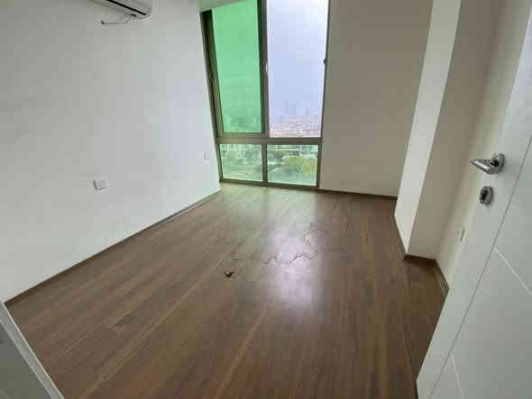 شقة للإيجار في أربيل 
‏في مجمع سكني لايف تاور 

‏داخل مربع الذهبي 

‏ غرفتين وصالة فارغ

‏مساحة 100 متر 

‏ طابق ستة

‏الاستفسار أكثر على ال WhatsApp 
***********
***********
