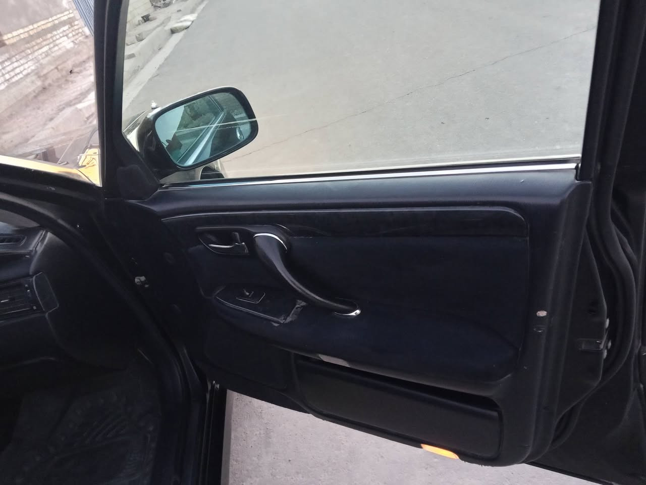 سلام عليكم
ملكه 2003 كصه جنطه كارتون
ماذكرلك كلشي تجي اذا نقص كلوب نقص برغي بيه ينزل من سعره يعني جاهزه على 24 حبايه
متومه طبق الاصل ع شاصي شرط الحاسبه
مكفوله من ضربه وصبغ عده مكان الكصه
السعر 35 وبيه مجال مكان السياره سوك شيوخ
*********** تصل وبيك خير ودلل
