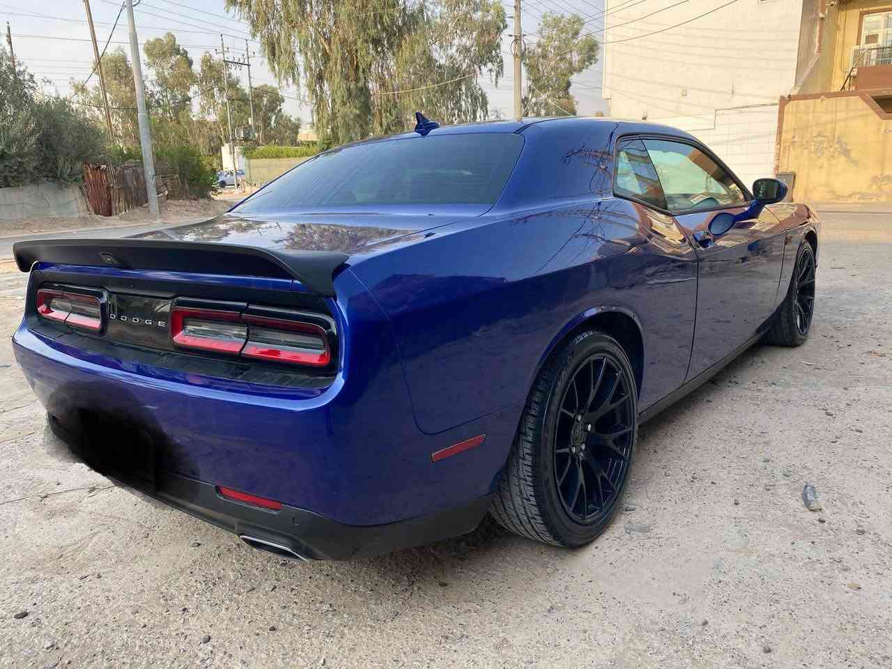 دوج جالنجر 
موديل ٢٠١٨
SXT
محرك 3.6  6v
مواصفات 
بصمة 
كشن كهرباي 
شاشة كبيرة 
سبورت تراك باك 
تبريد 
كاميرا 
سوكان فوليم 
كير بل سوكان
ماشية ١٧٠,٠٠٠
سبغ عام للجمال بدون دةواغيل بدون ايرباك 
مابيهة نقتة جةوة 
سحر 13,500 $
*********** أربيل, العراق
