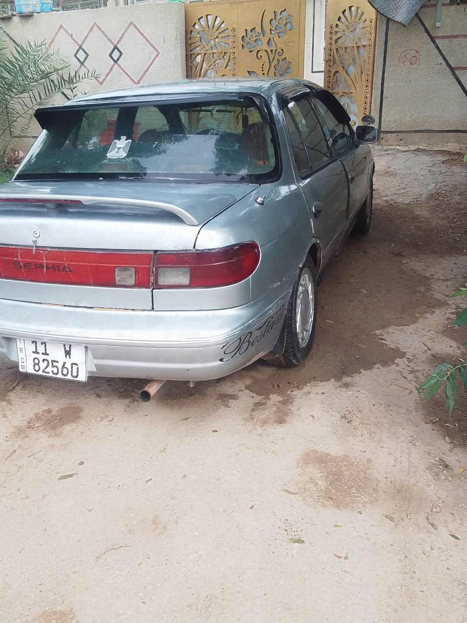 كيا سيفيا موديل 93  اوتماتيك بسمي رقم جديد بفداد بس محركه بي تبخير فقط ومنظومة تبريد كاملة عوزه غاز فقط معروضة 34ورقة رقم ***********
