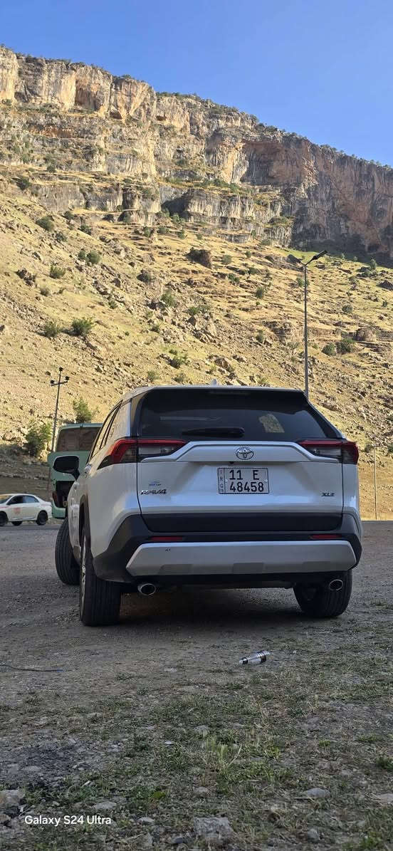 راف4   2023
فول مواصفات

لون صدفي باسمي

العداد 31 ألف 

صور الحادث موجوده بالمنشور وسونارها موجود

السعر ٢٧٥
***********
