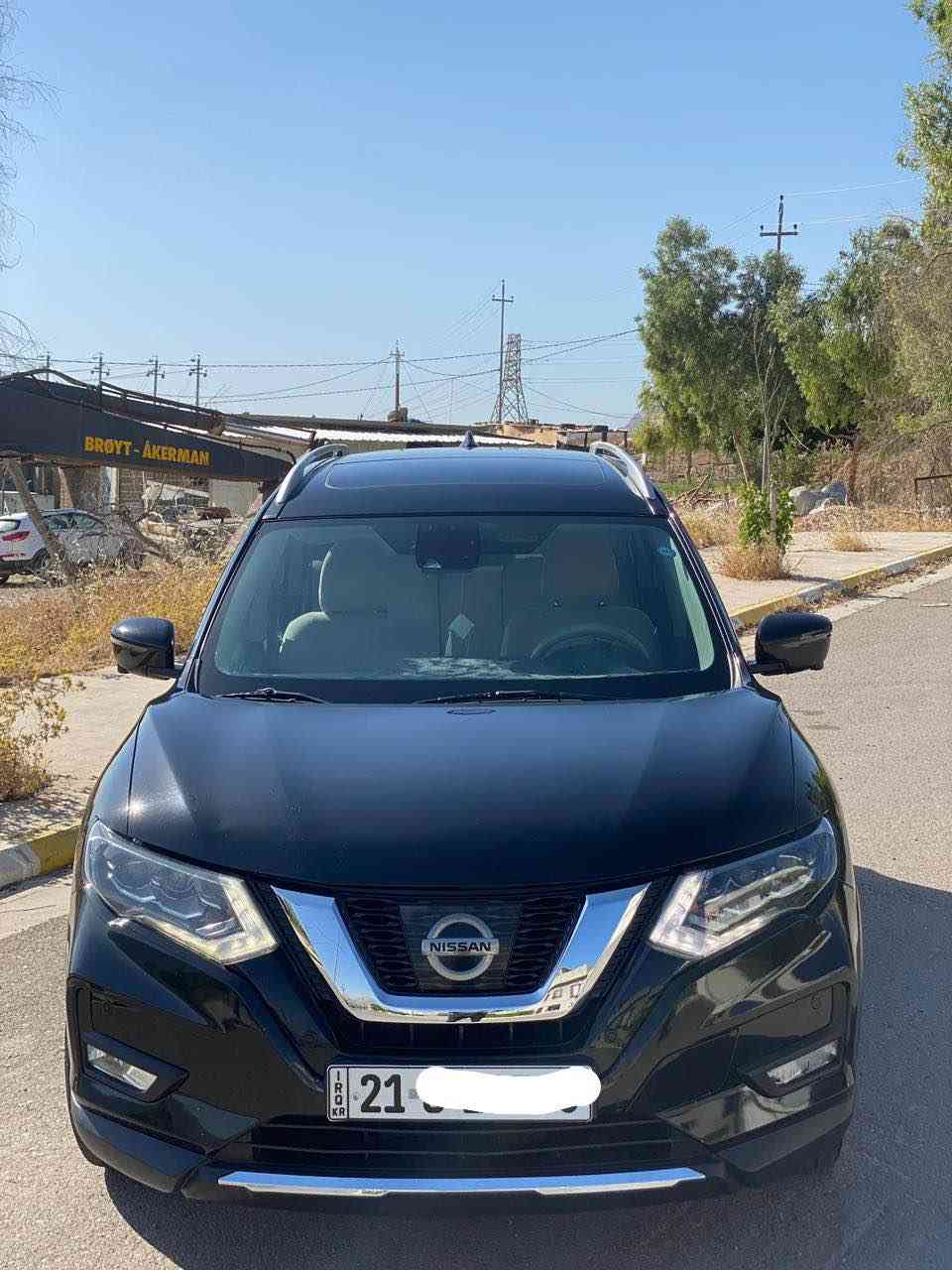 بسم لله الرحمان الرحيم 
نیسان x-trail ٢٠١٨
مواسەفاتی فول
ماوەی ڕۆشتن ١١٦٠٠٠
تەنها دوو پەڵە ساردی بچوکی هەیە
سفری شەریکە 
ناو زەرد
سەنەوی تا ٢٠٣٠ تازەیەو بە ناوی خۆمانەوەیەو جایزە 
نرخی ١٩٠ و مەعمەلە

ژ.م/
0770 148 3568
0751 136 1001
وەتسئەپیشی لەسەرە دار بنديهكان, السليمانية
