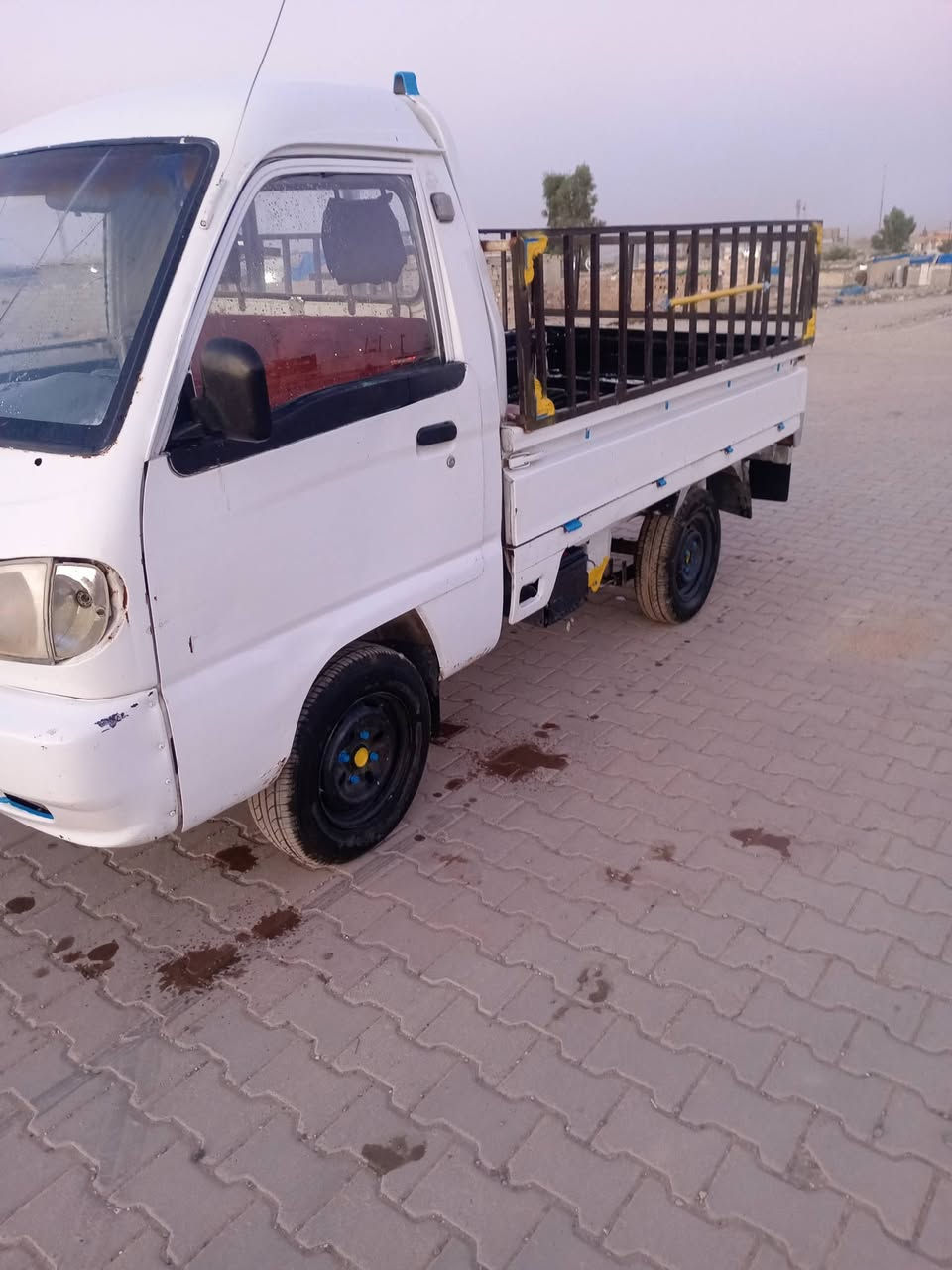 فاو البيع السعر ١٥ ورقه مكان كركوك رقم صاحب السياره ***********مكان كركوك كله شرط
