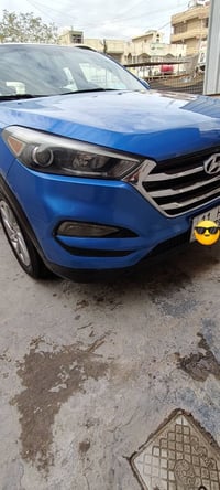 توسان 2018  وارد امريكي حادث بنيد مصلح نفسه بدون ايرباك  محرك 2000 ماش...