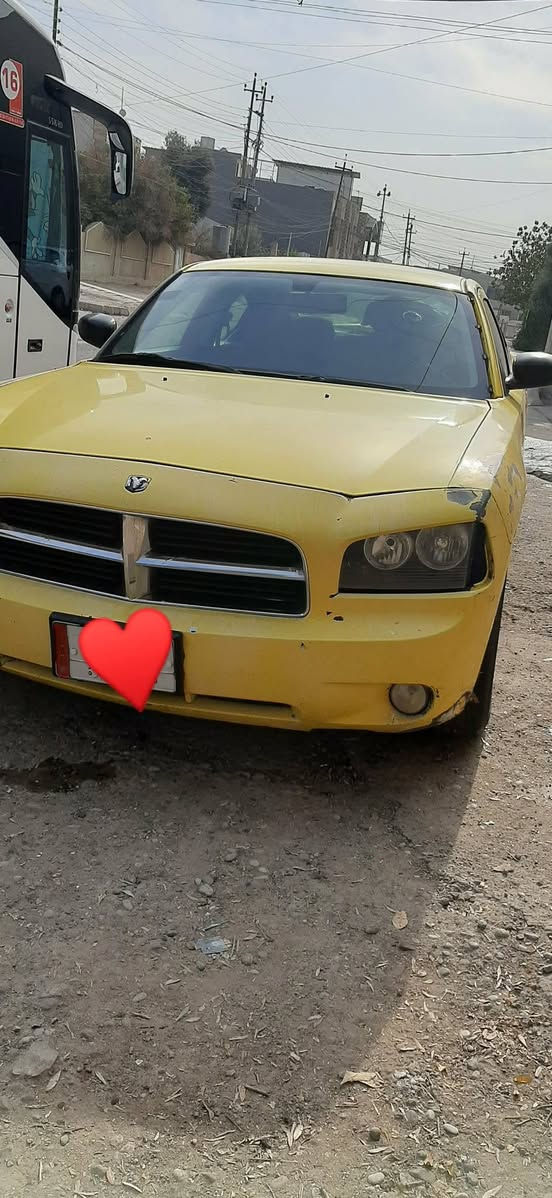 السلام عليكم ورحمة
جارجر 2009 
سياره خير من الله 🥇 
مكينه كير شرط 
سياره مكفولا كفاله عامه كلها 
لاطخه ولا دعمه 
بيها فقط الطخه الوره 
تبريد ثلج 💧 
سياره كبل لشغل 
مكينه كبل سبوع شادها 
سنويه جديد 🚶 
تحويل مباشر 
تريد وكاله 
أربع تايرات جديد 💁 
غرفتها حلوه مسجل مال شركه
أربع سماعات جدد 
السعر 80 وبيها مجال 
مكان السياره موصل 
الرقم 
***********
