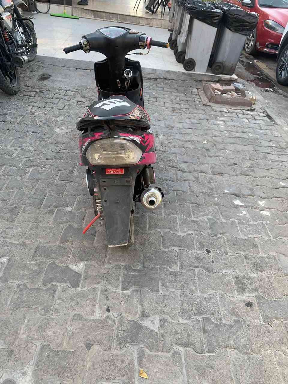 سلام عليكم ماكس لبيع سعر 650 درجه كله مزوده مبيه شي بلادي بس لمكينه بلادي يردله صويه ترتيب غسل مكاني الاعظميه رقم ***********او مروس بيراني نضيفه
