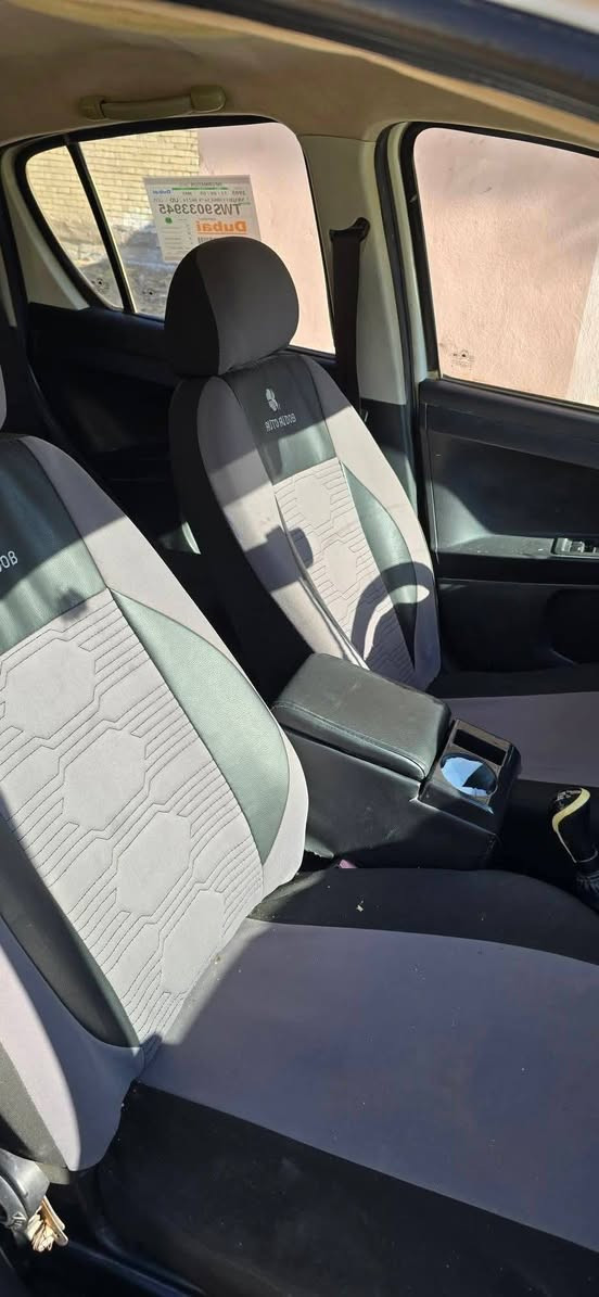 سيارة للبيع جيلي باندا كروز
موديل ٢٠١٢ ابيض خصوصي رقم قادسية 
#كير_عادي السيارة جدا نظيفة 
مكينه حاوية جديدة 
كير جديد 
وحدادية جديدة 
السيارة كامله وجاهزة 
سنوية لل ٢٠٢٩
مكانها نجف حي النداء 
راعيها بالنجف شرط مداور 
السعر 38 مع المجال 
***********
