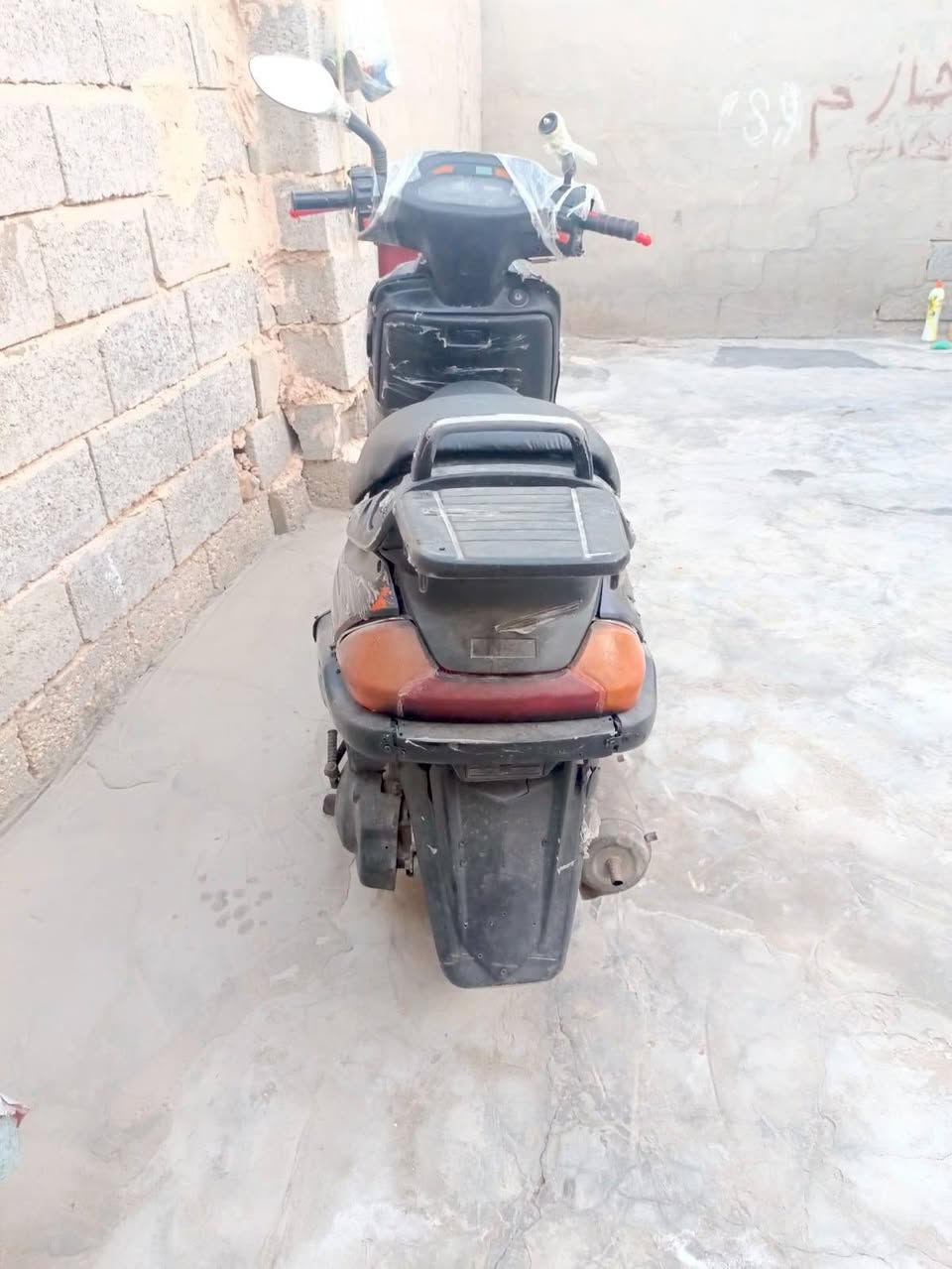 سبيسي ياباني 
مجفت تجفيت ياباني اصلي 
كهربائيات شغله 
تخم تاير 
دراجه عوزهه فقط كلج وره 
السعر 250 قفل قفل 🔒
اتصال *********** 
مكاني نجف
