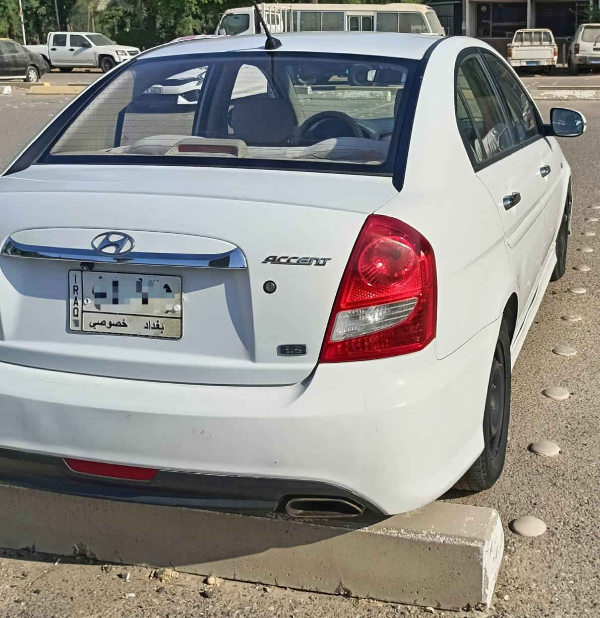 ‏السلام عليكم اكسنت 2011 خليجي للبيع شرط التحويل ماعليهة غرامات وسنوية لحد 2027 الملاحظات موجودة بالسونار المحرك 1600 بي تنقيص قليل بس نشط بدون مشاكل بدون صوت ناعم واستخدم دهن موريس من الوكيل الرئيسي تبريد شغال راديتر التدفئة ممربوطة شاشة كامرا خلفية باتري جديد وراديتر وواتربم وجوين وجميع القوايش ورولة جدد مكان السيارة بغداد الزعفرانية السعر 96 ورقة للاستفسار الاتصال بالرقم  ***********
