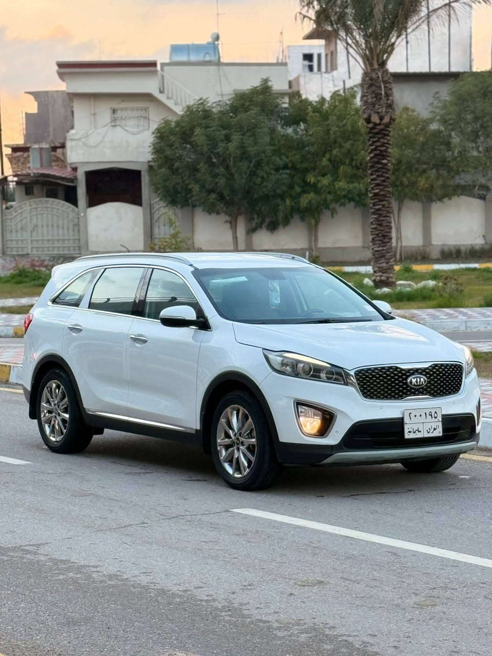 كيا سورنتو موديل ٢٠١٦
٦ سلندر 

كير ومحرك بشرط لامفتوح ولا وبيه بخار

تدفئة تبريد مابيه اي عيب

سنوية جديدة فقط رقم قديم

ماشية ٢٠٠ 

بطاقة بانزين بيه

سيارة بيها فقط كارت تكحيل براس بونيد واشويه حالوب بالسقف الباقي مكفول

شرط التحويل والغرامات 

السعر ٢٠٤ ورقة وبيه مجال بسيط للشراي

مكان سيارة كركوك

للاستفسار واتساب 

***********
