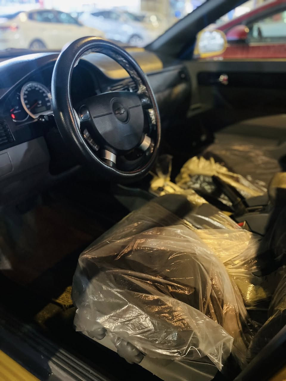 سلام عليكم  رمضان كريم 🕌

اوبترا (للبيع )
مديل (2011)
ماشيه (80الف) 
السياره اخت الزيرو مع الكتلوك 
تبديل فقط جاملغ الايمن نفس اللون
والباقي كفاله من الشخط والرصعه 
رقم (بصره) الجديد مشروع وطني مداور ثاني يوم 
مكان السياره (ناصريه ) 

السعر (98) وقابل للتفاوض 

***********
