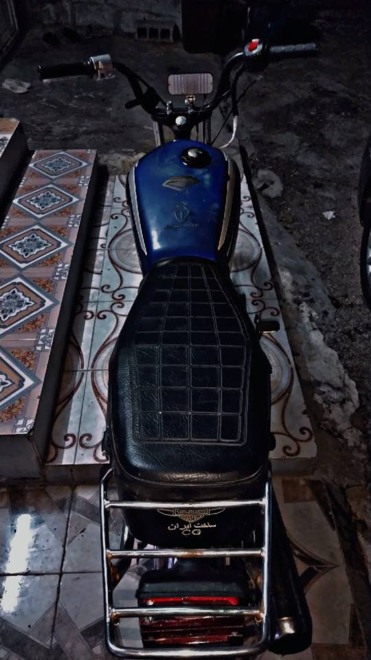 کاکە سڵاوی خوای گەورەتان لێبێ ئەم ماتۆڕەمان هەیە بۆ فرۆشتن سیڤان ئێرانی عەصڵ مۆدێل 2021 مەکینە 150 بێ عەیب تەنها سەوتی فێزسی تێدایە تایە بۆ تایە بە شەرت ماشااللە لە قووەت بێزارە گێڕ و مەکینە بە شەرت بە نیو هندڵ ئیش دەکات بۆ نرخیش 320تۆزێ مەعمەلەی برایانە ئەوەش ڕەقەم تەلەفون *********** شوێن دەربەندیخان ئەزیزن دار بنديهكان, السليمانية
