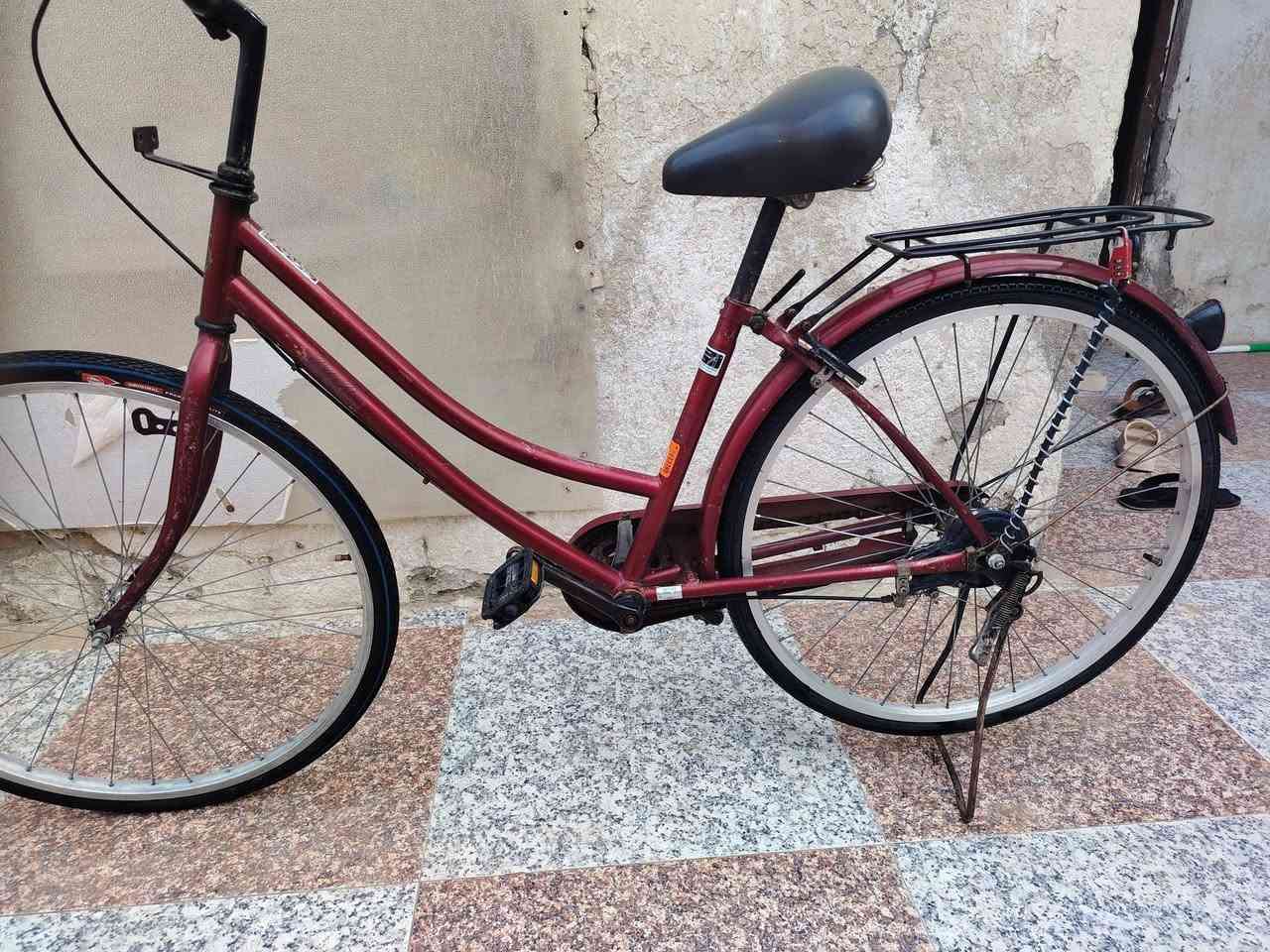 للبيع سوق الشيوغ ***********
